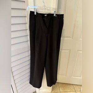 Korean Women's Semi-Wide Legged Pants size 28-29